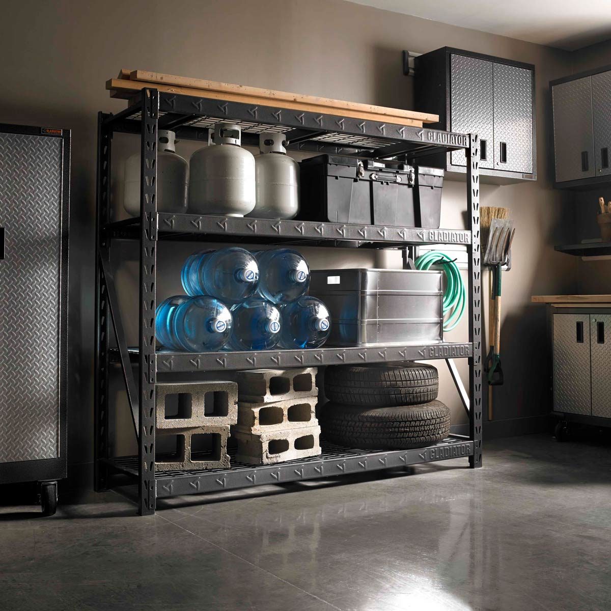 Gladiator Heavy-Duty Rack